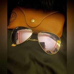 NEVER WORN. ray ban purple reflective aviators